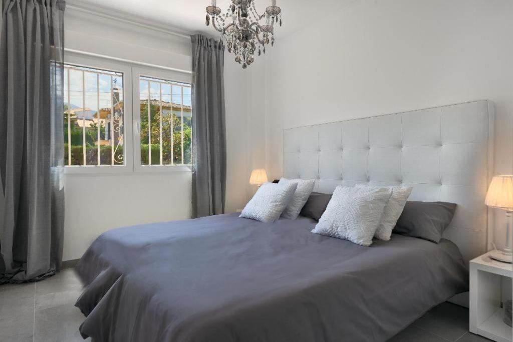 Villa Granada Garden Deluxe 모나칠 외부 사진