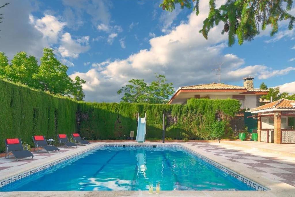 Villa Granada Garden Deluxe 모나칠 외부 사진