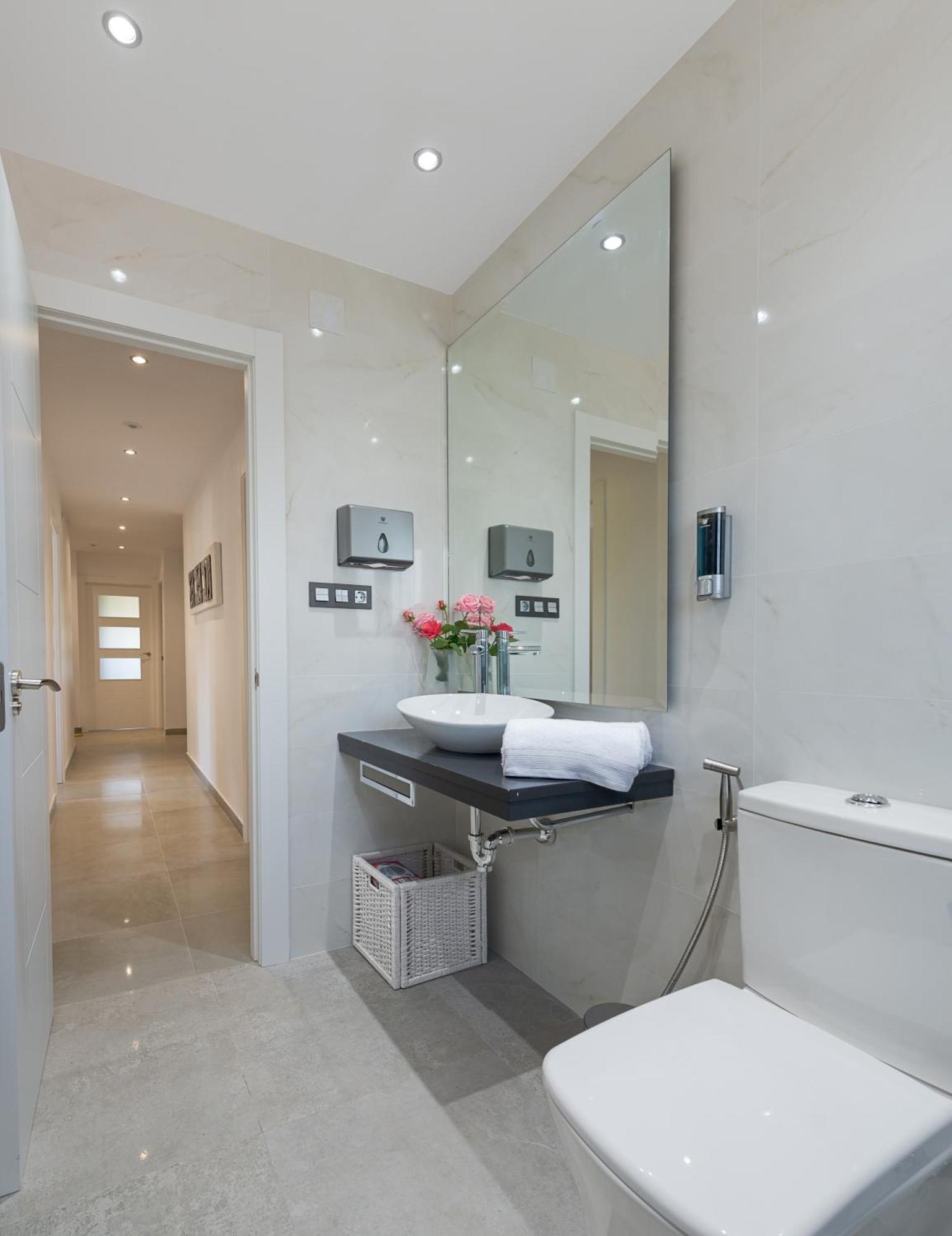 Villa Granada Garden Deluxe 모나칠 외부 사진