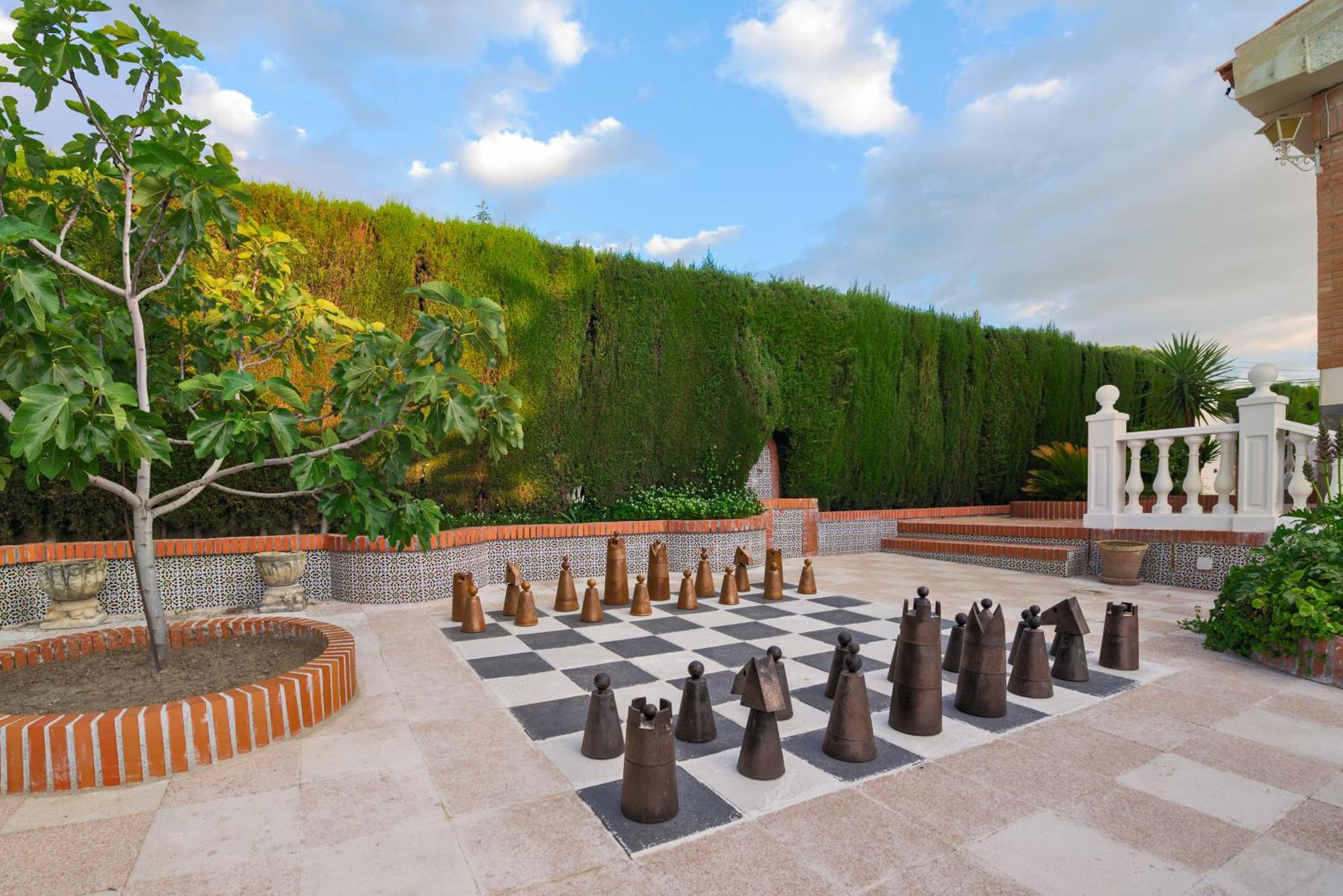Villa Granada Garden Deluxe 모나칠 외부 사진