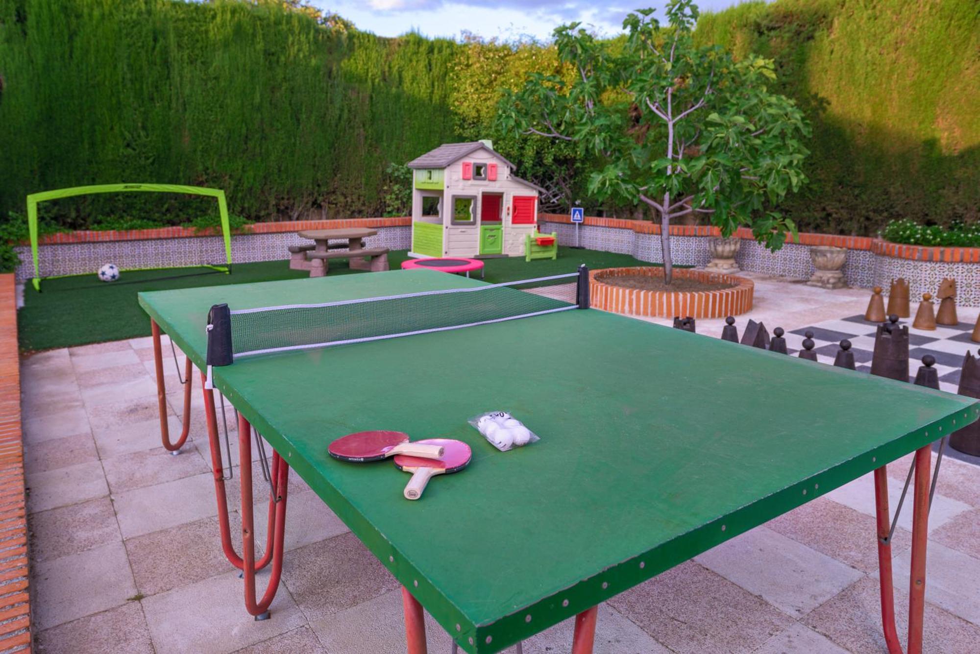 Villa Granada Garden Deluxe 모나칠 외부 사진